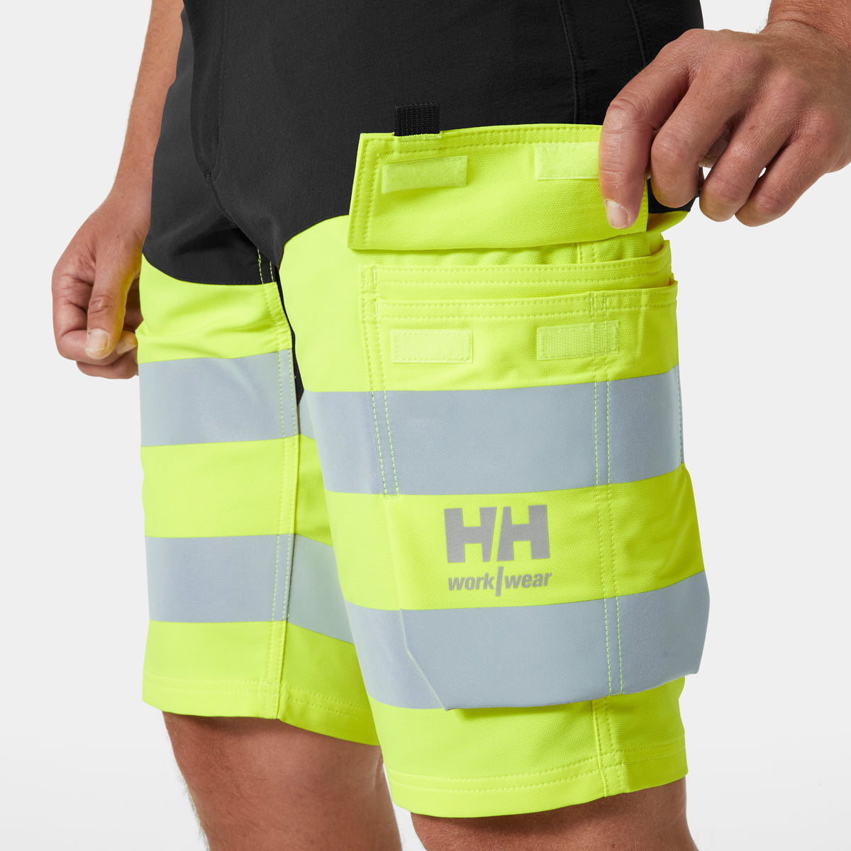 Helly Hansen Arbeitsshorts ALNA 4X CNCT SHORTS